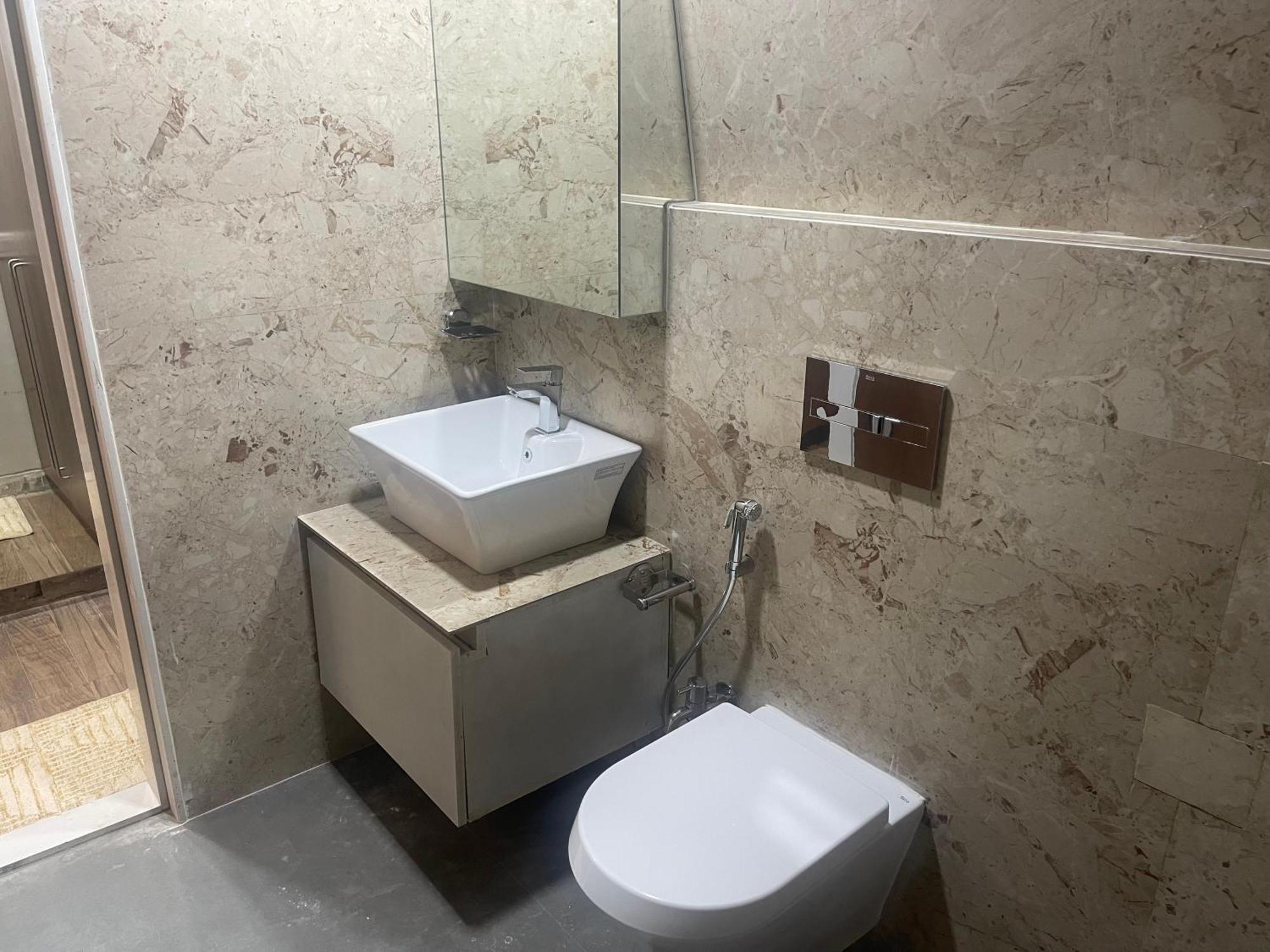 Lch Fitness Hotel Indore Ngoại thất bức ảnh