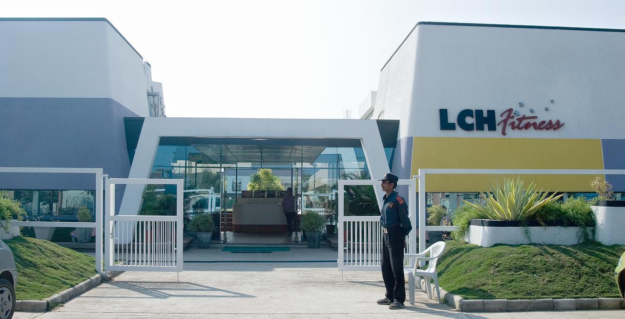 Lch Fitness Hotel Indore Ngoại thất bức ảnh